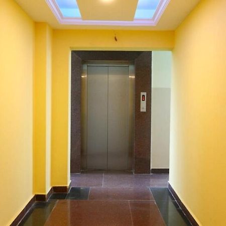 Hotel Titanium Tower Ченнаи Экстерьер фото